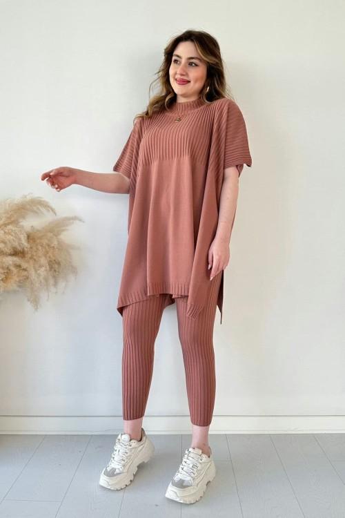 Madeline™ | Gebreid Shirt met Ronde Hals en Broek